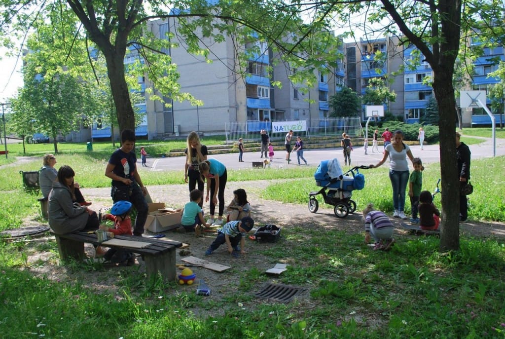 Ena gesta, ki otroku izboljša življenje, starše pa razbremeni