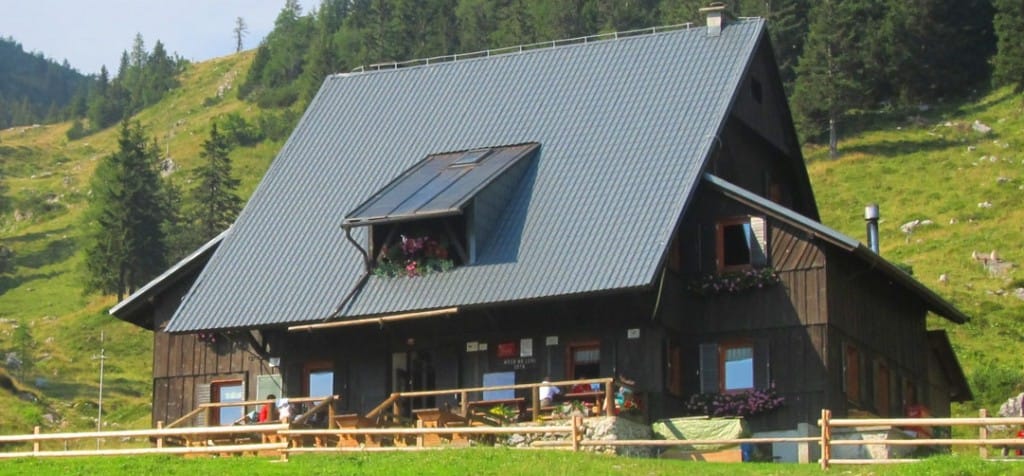 Koča na Loki pod Raduho Koča na Loki pod Raduho