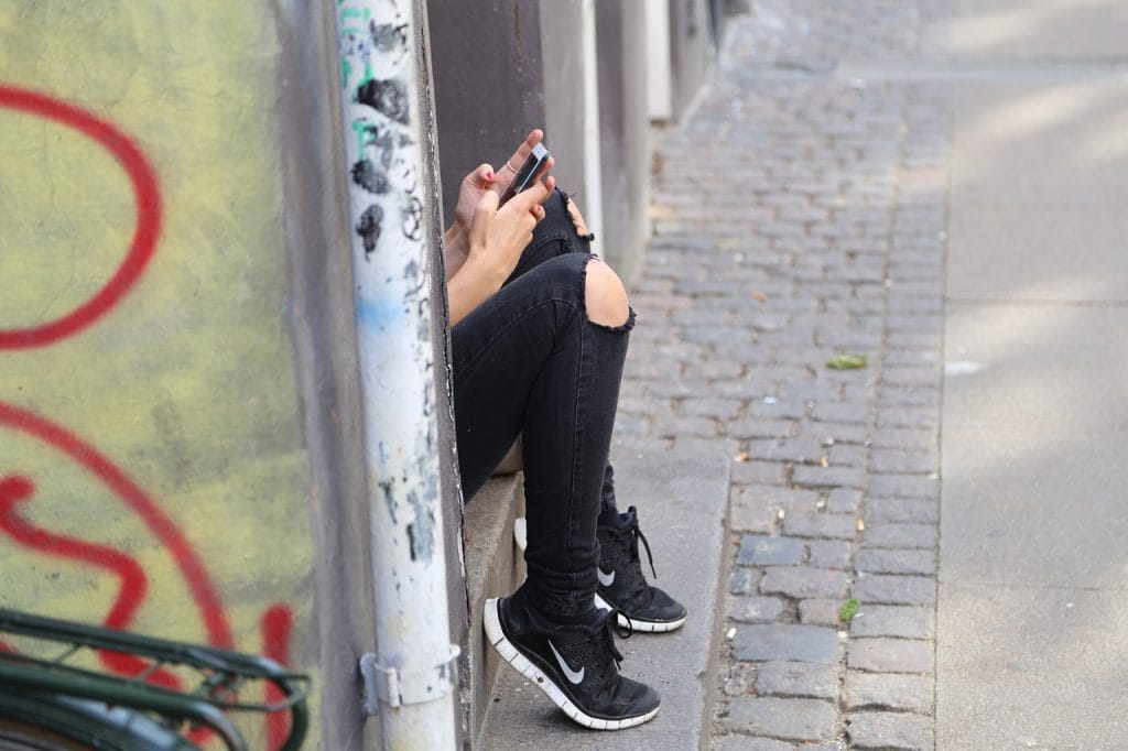 Kaj moramo starši vedeti o spletnem nadlegovanju