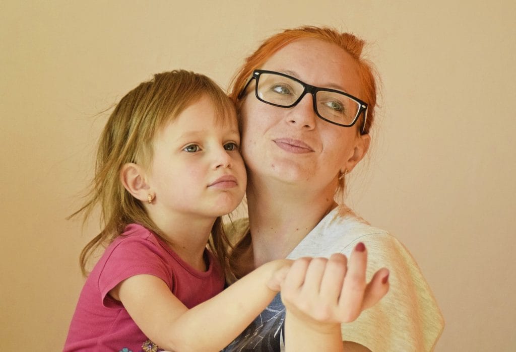 Življenje optimistom in pesimistom zadaja enake udarce Življenje optimistom in pesimistom zadaja enake udarce