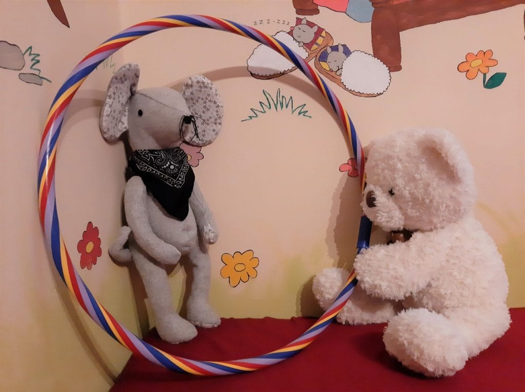 Skoraj pravi cirkus Skoraj pravi cirkus